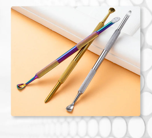 horseshoe-nail-cuticle-pusher